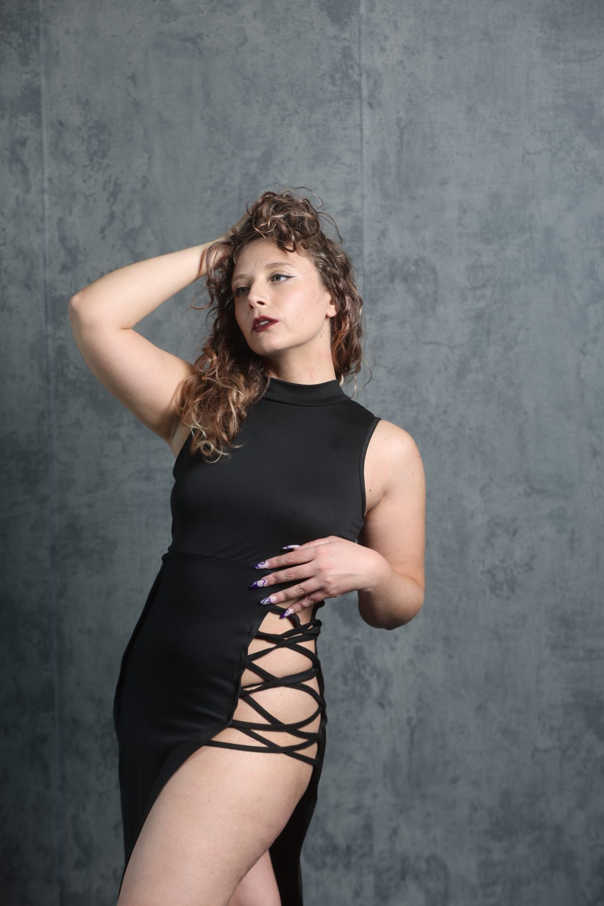 Abito nero, ritratto in studio